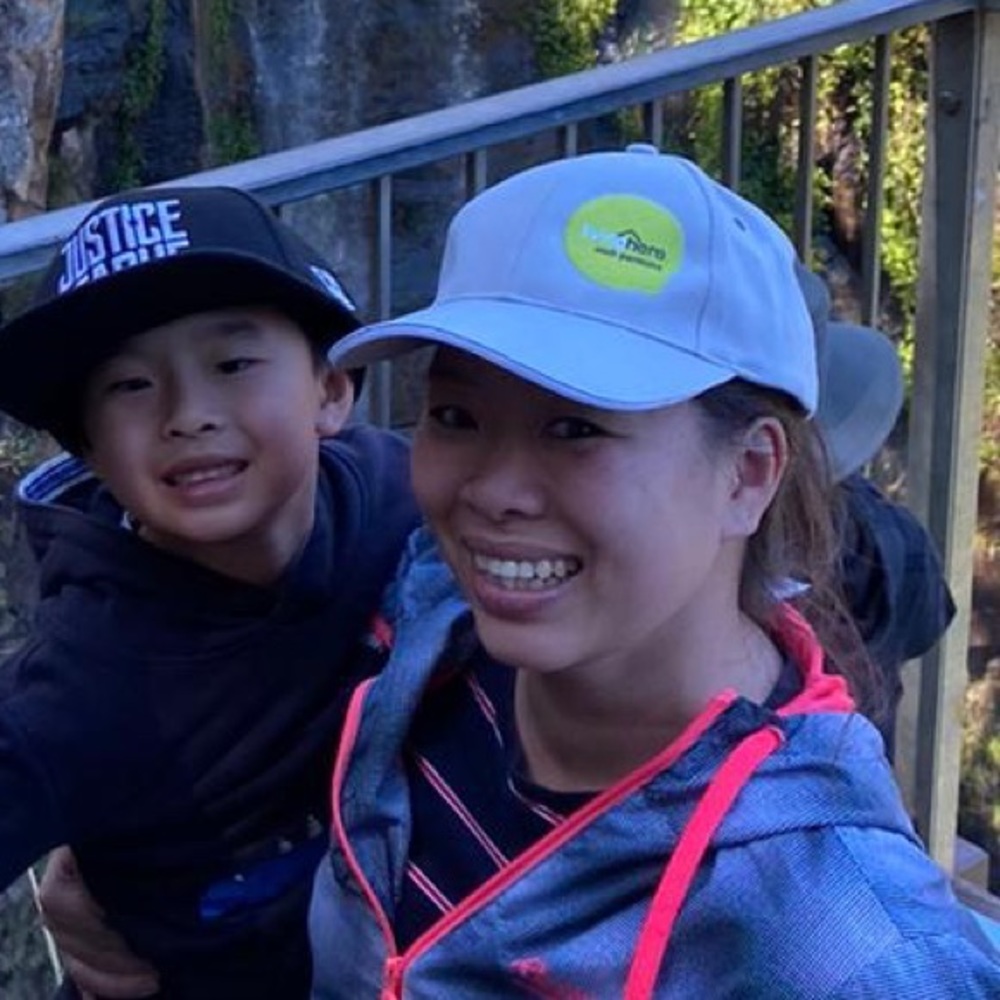 Meet your Posher, Trinh